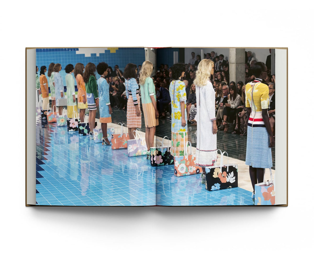 New York. In Fashion, inside pages